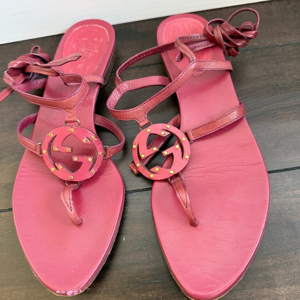 Sandals - Picture 1 of 8